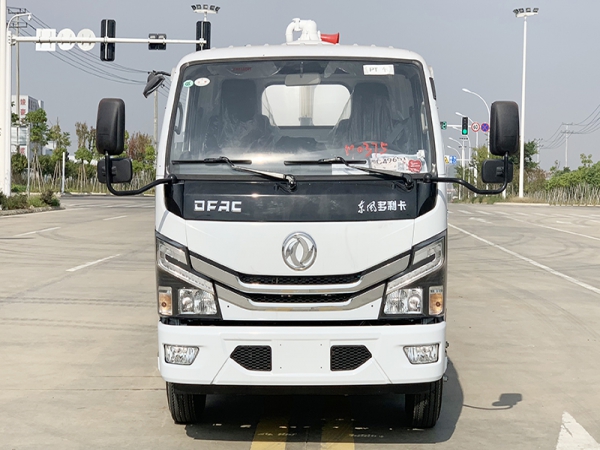 國六東風(fēng)天龍18方 吸污車