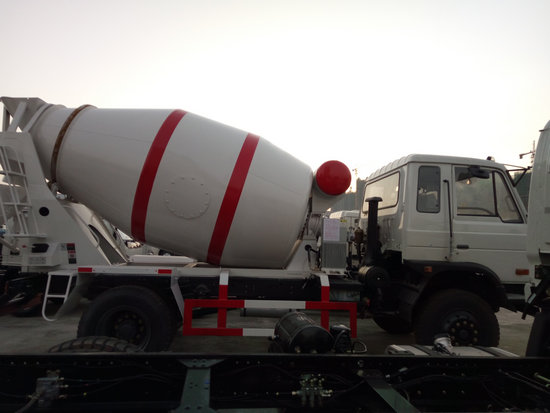 東風(fēng)(5-7方)混凝土攪拌運(yùn)輸車